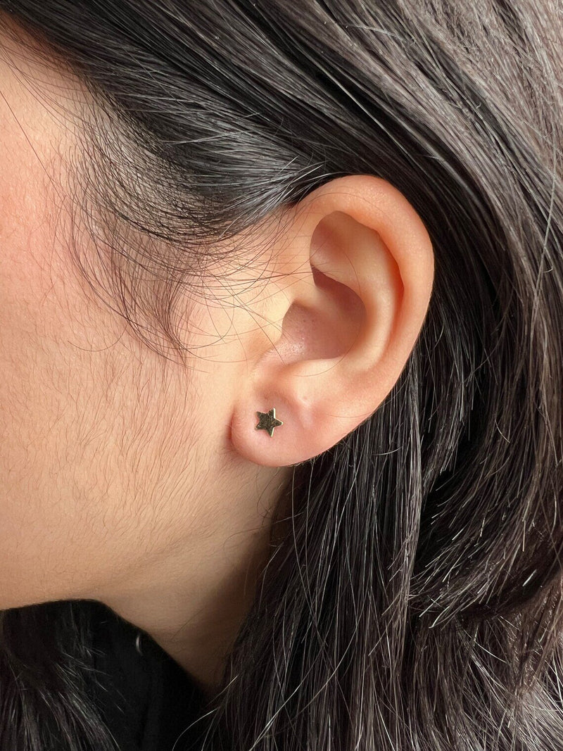 Star Stud Earrings in 14k Solid Gold-Star Earrings-Star Studs